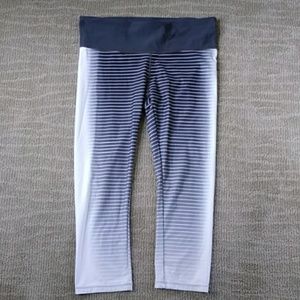 Gap Fit Ombre workout capris size small